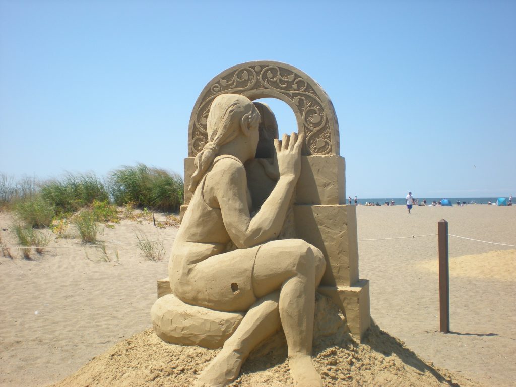 Statue at Headlands Beach in Mentor. 